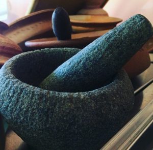 claypot_chef_mortar_and_pestle